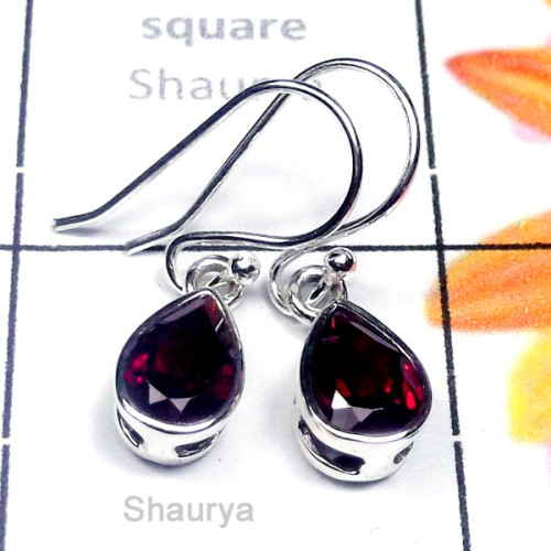 Garnet A - CES995-Casting Fancy Earring with Semiprecious Gemstone Garnet A - CES995-Casting Fancy Earring with Semiprecious Gemstone