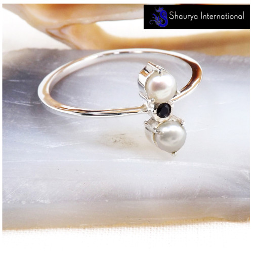Pearl Cab & Black Onyx Cut B - SFJ910-New Collection Solid 925 Silver Three Stone Light Weight Tiny Ring