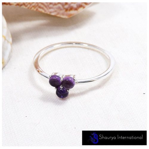 Amethyst Cab B - SFJ907-Light Weight Cabochon Gemstone Trilogy Tiny Ring 925 Sterling Silver