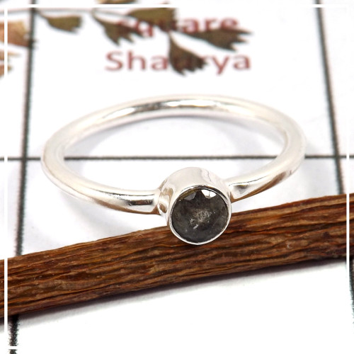 Labradorite Cut G - STK935-Solid 925 Silver Light Weight Women Stacking Ring Cab & Cut Gemstone