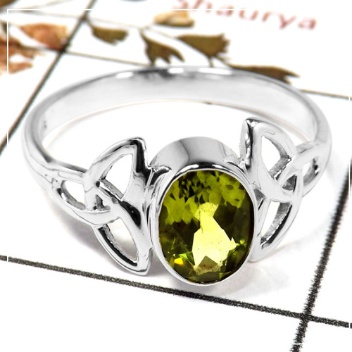 Peridot Cut D - SDR586-Handmade Design Cut Gemstone Celtic Trinity Ring 925 Sterling Silver