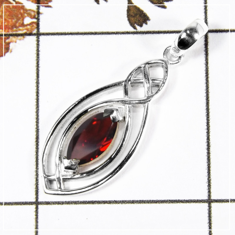 Garnet Cut A - SD565-Newly Handmade Cut Gemstone Designer Pendant 925 Sterling Silver