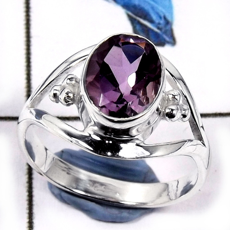 Amethyst Cut E - CMJ837-Solid 925 Sterling Silver Superb Cut Gemstone Light Weight Ring