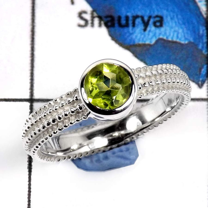 Peridot C - SCR783-Glorious Faceted Cut Gemstones Designer Casting Rings 925 Sterling Silver Peridot C - SCR783-Glorious Faceted Cut Gemstones Designer Casting Rings 925 Sterling Silver