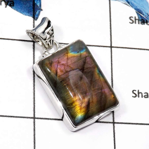 Purple Labradorite I - ISP590-Sparkling Purple Labradorite Gemstone Wholesale Pendants 925 Sterling Silver