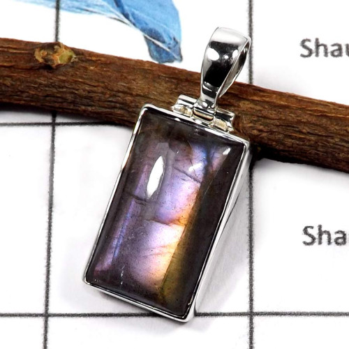 Purple Labradorite B - ISP586-Elegant Gemstone Purple Labradorite Plain Setting Handmade Pendants 925 Sterling Silver