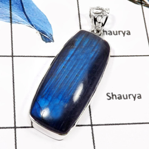 Labradorite Cab C - ISP555-925 Sterling Silver Blue Fire Labradorite Gemstone Fashionable Wholesale Pendants