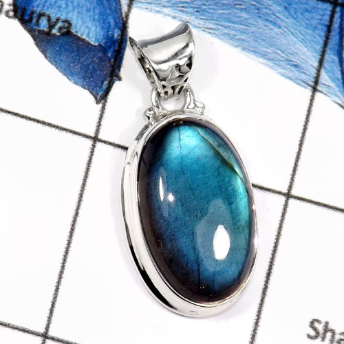 Labradorite Cab O - ISP555-925 Sterling Silver Blue Fire Labradorite Gemstone Fashionable Wholesale Pendants