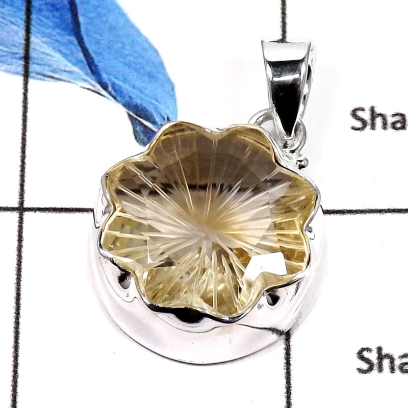 Flower Con Cav Cut A - ISP554- FABULOUS FLOWER CUTTING CON CAVE CUT 925 STERLING SILVER PENDENT Flower Con Cav Cut A - ISP554- FABULOUS FLOWER CUTTING CON CAVE CUT 925 STERLING SILVER PENDENT