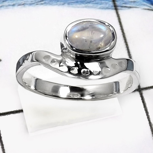 Rainbow Moonstone H - RSS827-Fabulous Cabochon Gemstones Designer Light Weight Rings 925 Sterling Silver Rainbow Moonstone H - RSS827-Fabulous Cabochon Gemstones Designer Light Weight Rings 925 Sterling Silver