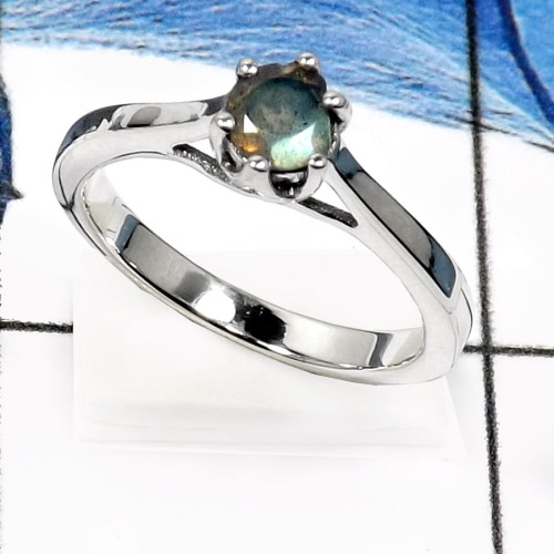 Labradorite Cut H - RSS819-Latest New Design Cut Gemstones Small Rings 925 Sterling Silver