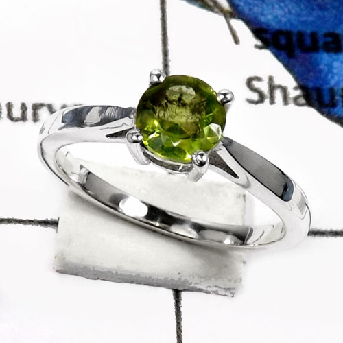Peridot C - RSS814-Classic Cut Gemstones Handmade Light Weight Rings 925 Sterling Silver