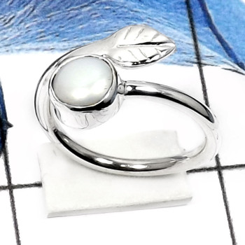 Pearl G - SDR520-7x7 Round Cut Gemstones Designer Wholesale Rings 925 Sterling Silver Pearl G - SDR520-7x7 Round Cut Gemstones Designer Wholesale Rings 925 Sterling Silver