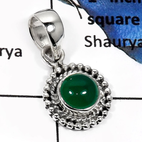 Green Onyx F - SD415-Exclusive Cabochon Gemstone Designer Light Weight Pendants 925 Sterling Silver Green Onyx F - SD415-Exclusive Cabochon Gemstone Designer Light Weight Pendants 925 Sterling Silver