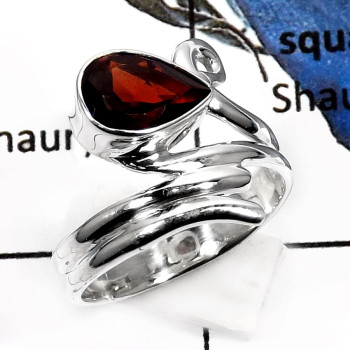 Garnet Cut D - SDR511-Attractive Cut Gemstone Handmade Fashion Rings 925 Sterling Silver Garnet Cut D - SDR511-Attractive Cut Gemstone Handmade Fashion Rings 925 Sterling Silver