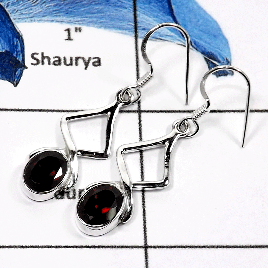 Garnet Cut L - SDE578-Natural Cab & Cut Designer Dangle Earrings 925 Sterling Silver Garnet Cut L - SDE578-Natural Cab & Cut Designer Dangle Earrings 925 Sterling Silver